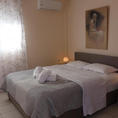 Kiki'S Cosy Apartments Néa Hilí Kültér fotó